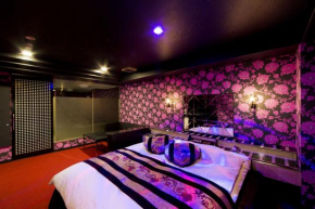 HOTEL FIVE -Adult Only-